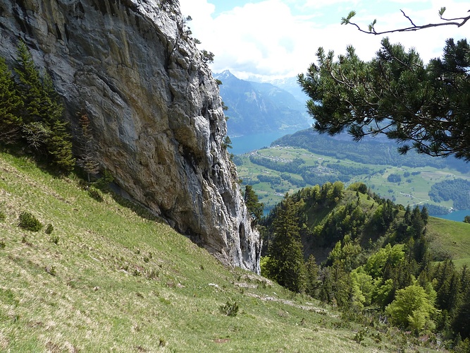 Herrliche Tiefblicke Fotos Hikr Org