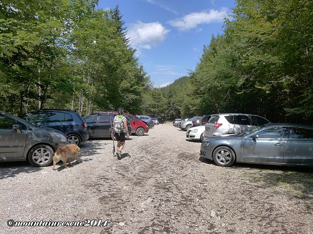 Zurück am Parkplatz zeigt sich, dass die Berge um die Klagenfurter Hütte anscheinend sehr beliebt sind ☺
