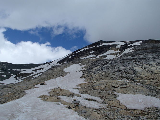 Im Aufstieg Zum Furggji Liegt Noch Schnee Fotos Hikr Org