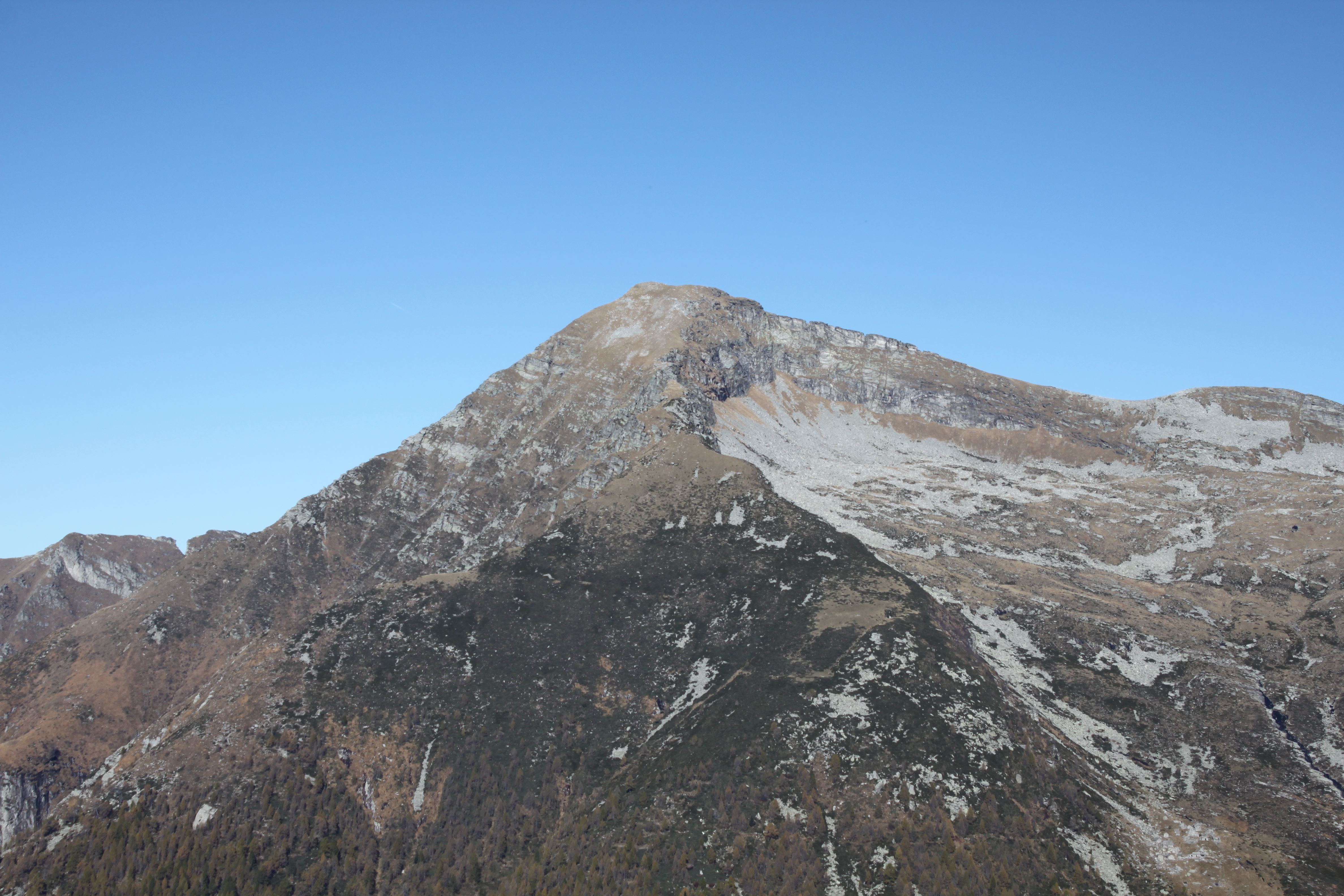 Il Pizzo Di Vogorno Visto Dalla Cima Di Sassello Foto Hikr Org