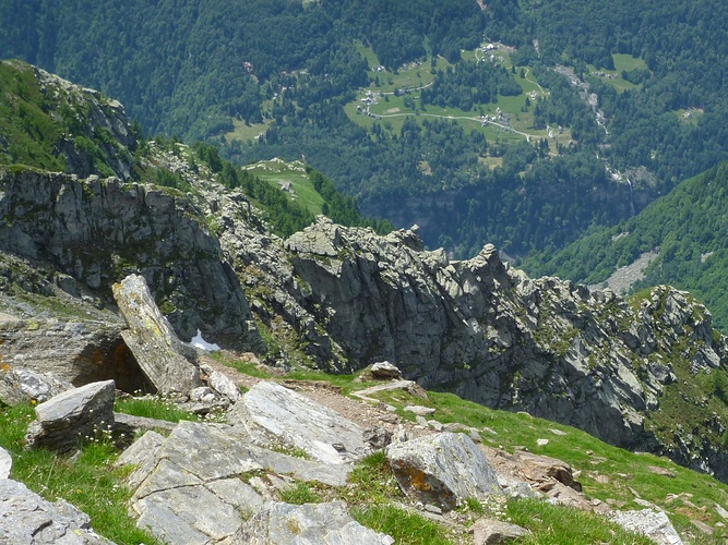 Il Poggio Di Vargnana Visto Dalla Cima Fotos Hikr Org