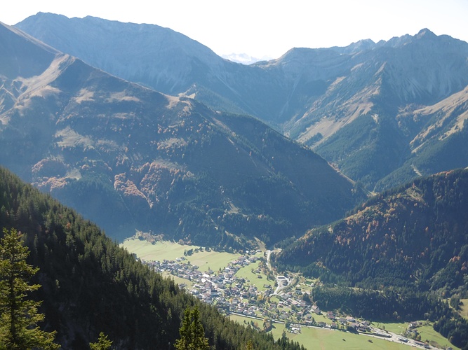 Tiefblick Vom Kohlbergjoch Nach Bichlbach Fotos Hikr Org