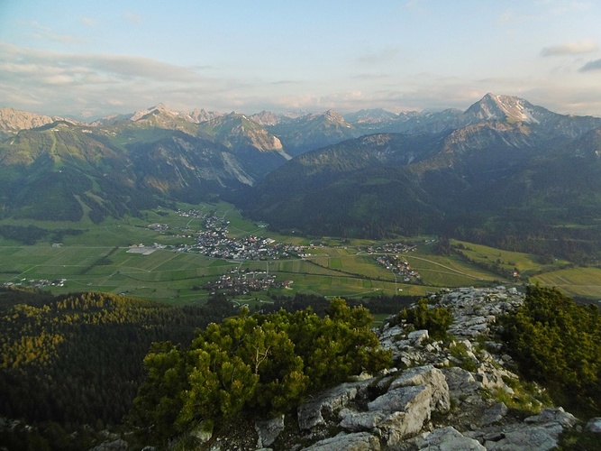 Gipfelblick Hinunter Nach Tannheim Fotos Hikr Org