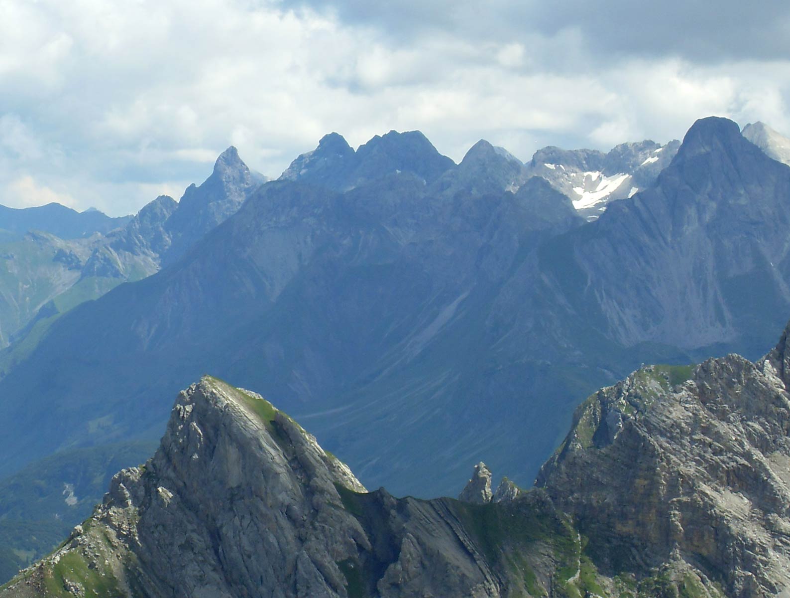 Ber Auenfelder Und Karhorn Schweift Der Blick Zu Den Hikr Org