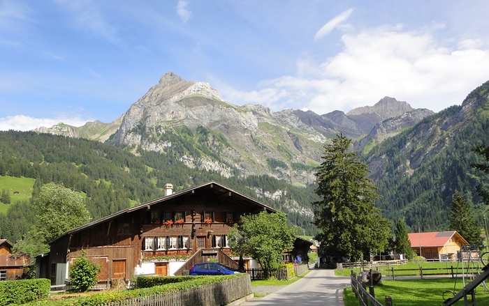 Blick Aus Dem Kleinen H Bschen D Rfchen Gsteig Zur Ck Hikr Org