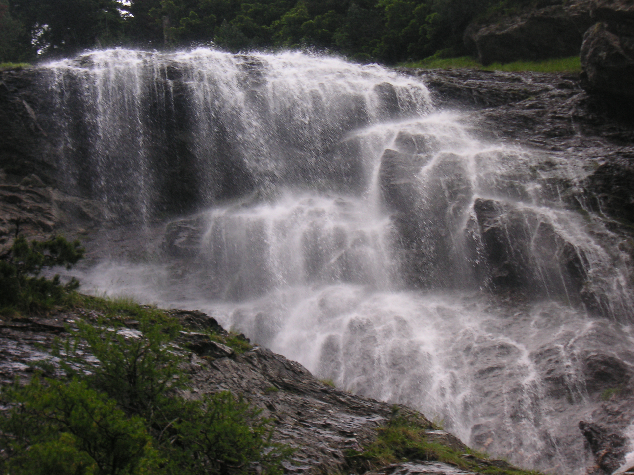 Sch Ner Wasserfall Weiter Unten Fotos Hikr Org