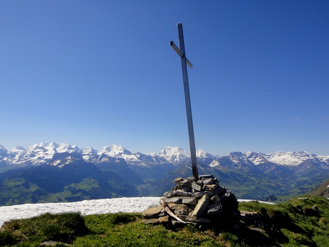 Auf Drunegalm Steht Ein Echtes Gipfelkreuz Den Hikr Org