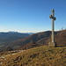 das große Kreuz auf dem Grat Mataron