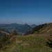 Blick zum schmucklosen Gipfel des Hirschberg