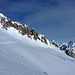 Oberhalb des Skiliftes vom Piz Ault folgt die Querung hinüber zur Leiter, welche den Zugang zur Lücke auf ca. 2900m darstellt. Anschliessend mit Skis hinunter auf den Brunnifirn.