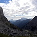 Ruckblick ins Val Ombretta, es zeigt sich auch Pelmo, links von Civetta in Hintergrund.