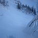 Hier gehts abwärts im steilen Nordhang nach P.1658.<br />Die ruppigste Stelle (Steine und Gestrüpp ist bereits vorbei)<br />Nur bei sicheren Verhältnissen und genügend Schnee zu empfehlen.
