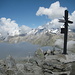Gipfelkreuz gegen Dammastock und Gärstenhörner 