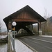 Die neue Buebeneibrücke wurde 1988 erbaut. Man achte die seitlichen Doppel-Bogenhetzer
