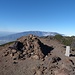 Auf dem östlichem Gipfel des Volcán de la Deseada (1949 m); höchster Punkt für heute