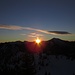 Um 7.54 Uhr steigt die Sonne hinter dem Karwendel auf.<br /><br />Alle 7.54°° il sole si leva dietro il Karwendel.