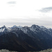 Panorama Bergeller Berge - Vorsicht an der Kante geht es gut 1200 m. in die Tiefe