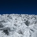 Bizarre Eisgebilde am Gipfel