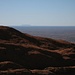 Blick zum Mount Conner, einem 90 km entfernten, 860m hohen Tafelberg