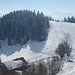 Skihang mit Schlepplift unterhalb der Pfänder Bergstation<br />der Weg links führt hinab nach Fluh