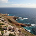 Unterwegs zwischen Mnajdra und Għar Lapsi (Rückweg) - Ausblick unweit von Mnajdra hinunter an die Mittelmeerküste bei Ras il-Ħamrija.