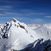 Tiejer Flue (2781 m) - Eine Aufstiegsroute führt vom Sattel (etwa in Bildmitte) über den Südwestgrat auf den Gipfel 
