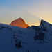 Das Bietschhorn "brennt" im Sonnenaufgang