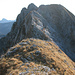 Roccandagia e Penna di Campocatino,vista dalla cresta nord,che scende al Passo Tombaccia