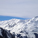 (Wolken-)Vorhang auf für eines der grössten Skigebiete Vorarlbergs! Ich schau es mir lieber aus der Distanz an...