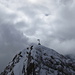 Im Aufstieg zum höchsten Punkt: Blick zum Vorgipfel des Wildhuser Schafberg