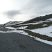 Teilweise kann man auch die Straße benutzen, welche in Nähe des Gipfels die Sierra Nevada in 3000 m Höhe überquert.