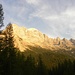 Monte Civetta,3220m (Bildmitte), in Morgenlicht.