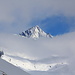 Nochmals ein Durchblick zum Aletschhorn, bevor ich nur noch bis zur Schneeschuhspitze sehen kann.