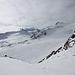<b>Qui non si sentono più le voci dei numerosi sciatori e nemmeno il rumore degli impianti di risalita. Alle mie spalle svettano delle splendide cime: la più prestigiosa è sicuramente la regale Wildspitze (3774 m). </b>