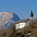 Kirche von Bratsch, dahinter der Illgraben
