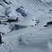 Hier endlich die 1.Etappe geschafft. Station Steingletscher an der Passstraße bei P 1865m .<br />In der Steinlodge, welche seit einer Woche geöffnet ist, gibts erstmal gemütlich a Käffche mit Keks.. 