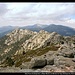 Gipfelkamm der Siete Picos vom Siete Picos VII mit La Mujer Muerte und Montón de Trigo (Bildmitte hinten) , Sierra de Guadarrama, Spanien