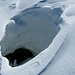 un buco naturale nel versante della Carcaraia,direi più o meno quasi 3 metri di neve....