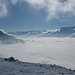 La bassa Valtellina sotto un mare di nubi