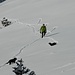 im Speedtempo folgt uns ein Wanderer mit 2 Hunden und stapft - ohne Schneeschuhe - ans uns vorbei
