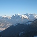 Bereits im Aufstieg geniessen wir ein super Panorama auf die Wägitaler und Sihltaler Berge.