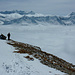 ... das nicht am Gipfel, sondern im Steinmann etwas südlich zu finden ist.
Heute ist selbst das Weisstannental unter einem feisten Nebelschleier verborgen.  