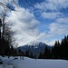 auf Homad - mit Blick talauswärts zum Niesen