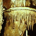 Grotta di Pech Merle, sala rossa, macina stalagmitica. (foto Castelet)