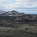 auf der Montaña Negra - von links nach rechts: Atalaya de Femés, Montaña Chupaderos und Montaña Diama, Montaña de la Cinta (hinten), Montaña del Cuervo
