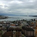 Blick von der Genfer Kathedrale St. Pierre über das Seebecken