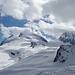 Ausblick auf unser morgiges Gipfelziel Fluchthorn;<br />die Gipfel des Strahl- und Rimpfischhorns wolkenverhangen