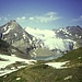 Blick vom Cornopass auf das Bättelmatthorn, das Blinnenhorn und den Griesgletscher mit See. Vor allem der Gletscher dürfte gegenüber heute recht beeindruckend in seiner Länge sein