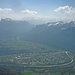 Bad Reichenhall mit Untersberg und Lattengebirge, dahinter die Größen der Berchtesgadener Alpen vom Hohen Göll über Hochkönig bis zum Watzmann.