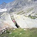 Zerborstener Stein zwischen Bivacco Varese und Rif. Andolla